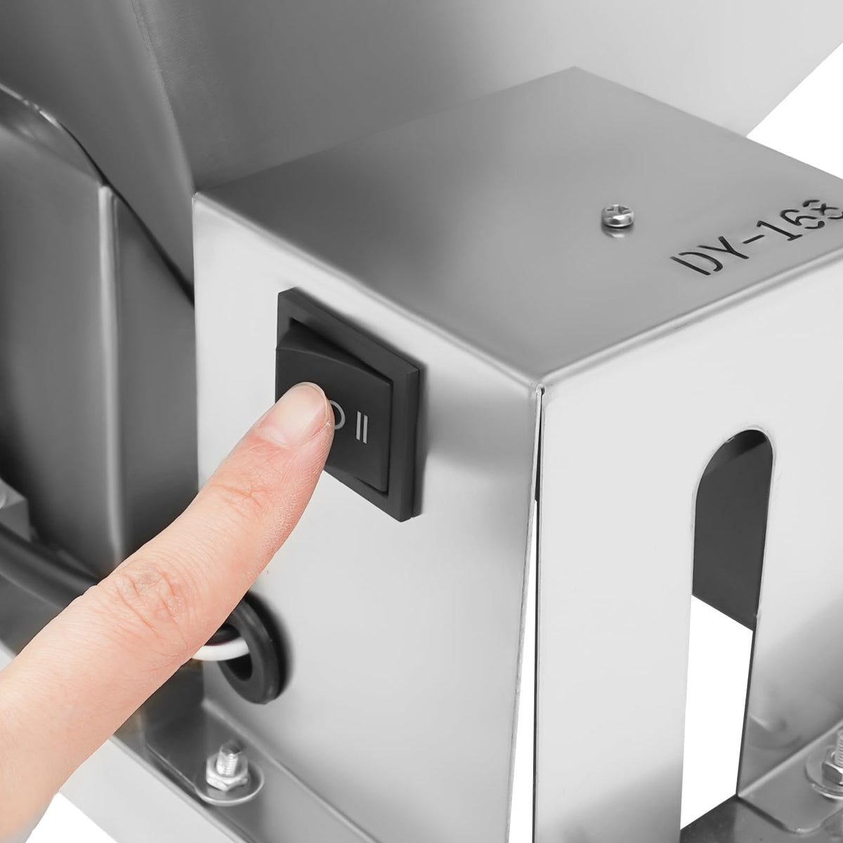 4L Stainless Steel Electric Fruit Crusher N25683