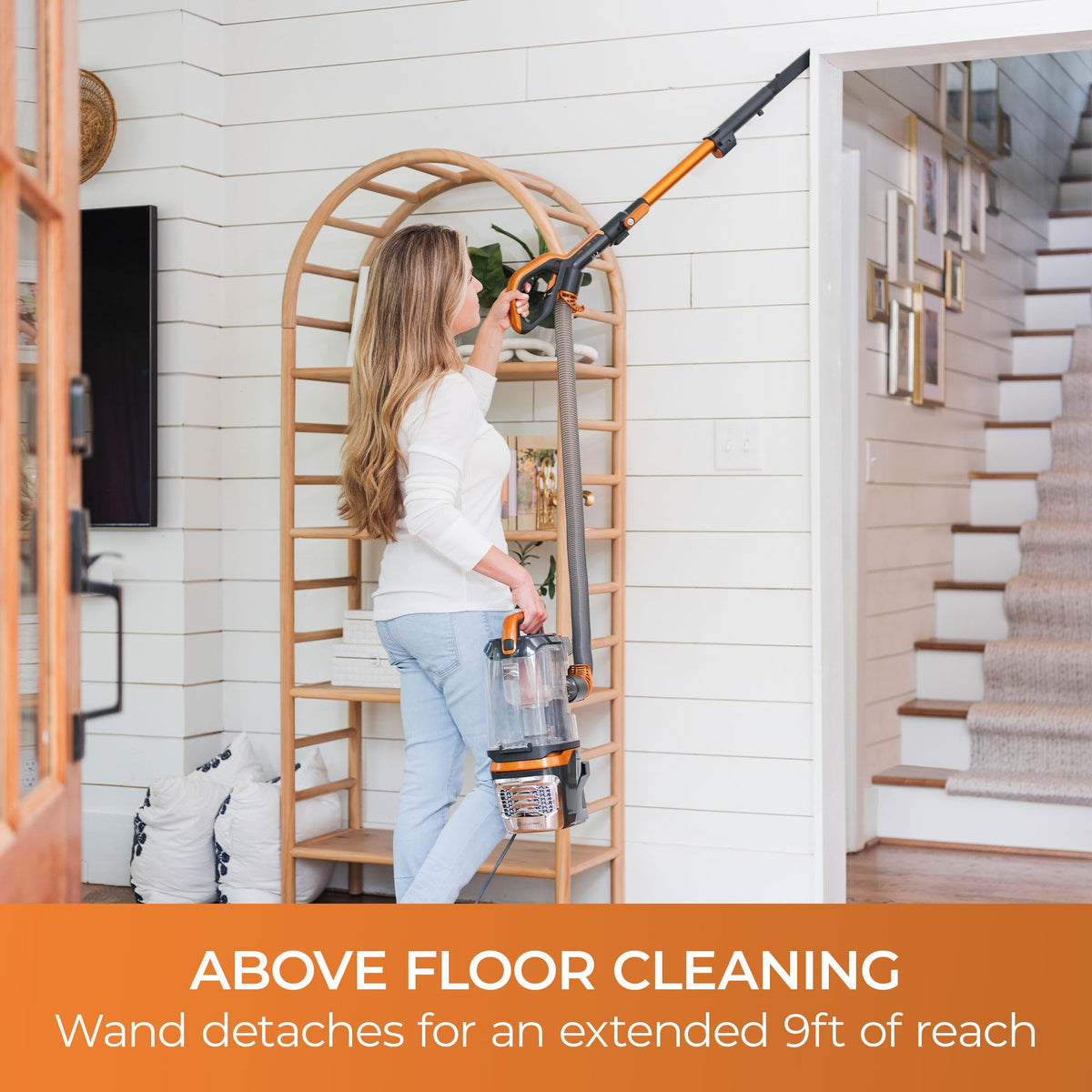 Bagless Upright Vacuum L51287